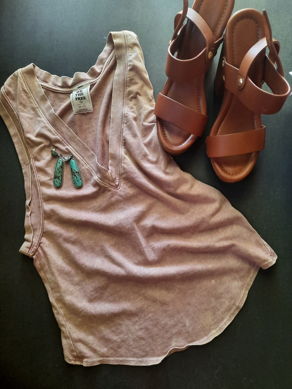 Buttery Soft Cashew Mauve Tumble Distress Sleeveless V-Neck Top